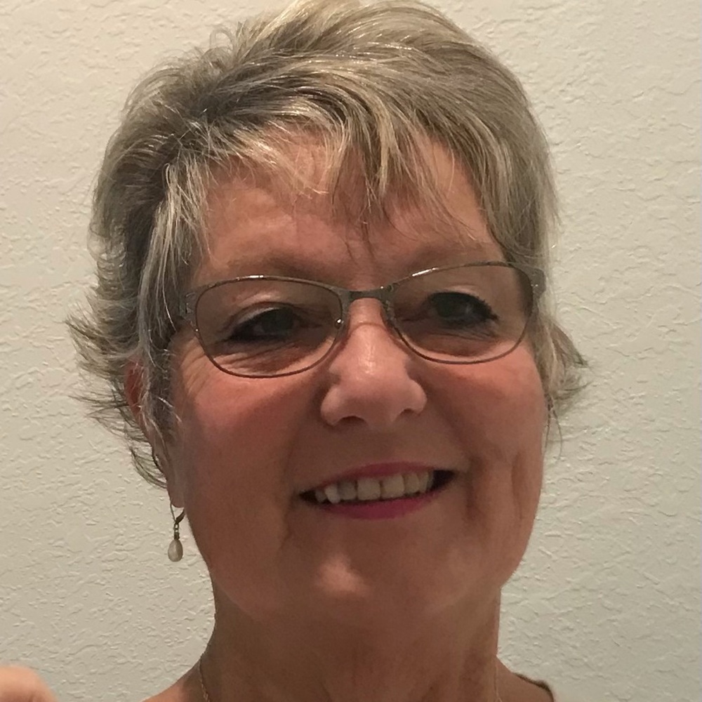 Meet your Posher, April